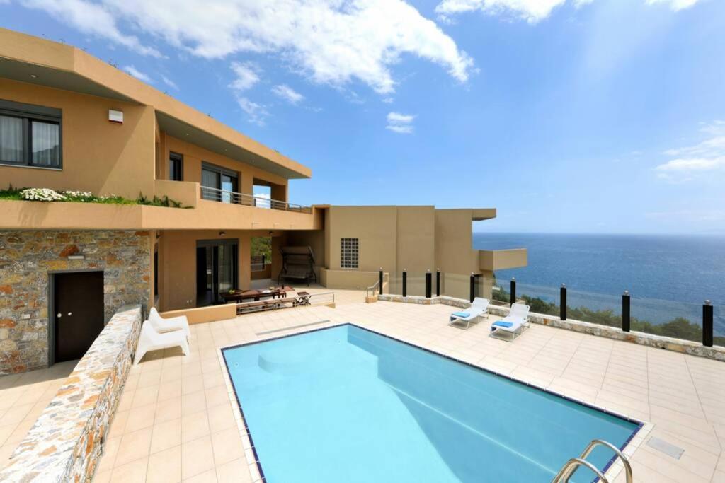 Wonderful Eco Friendly Villa Augustine Ampelo 외부 사진