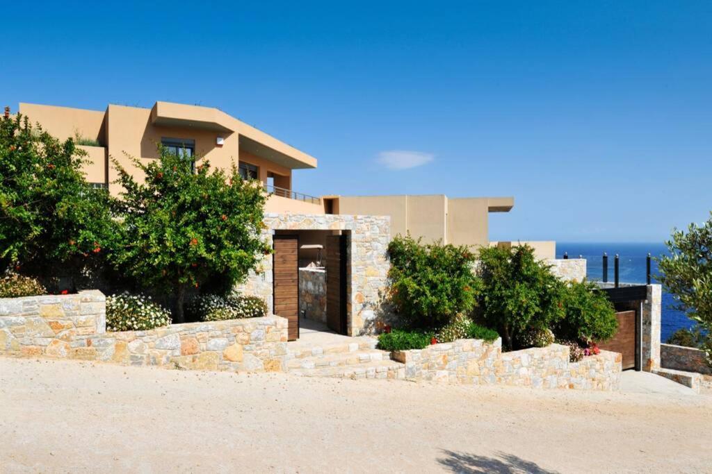 Wonderful Eco Friendly Villa Augustine Ampelo 외부 사진